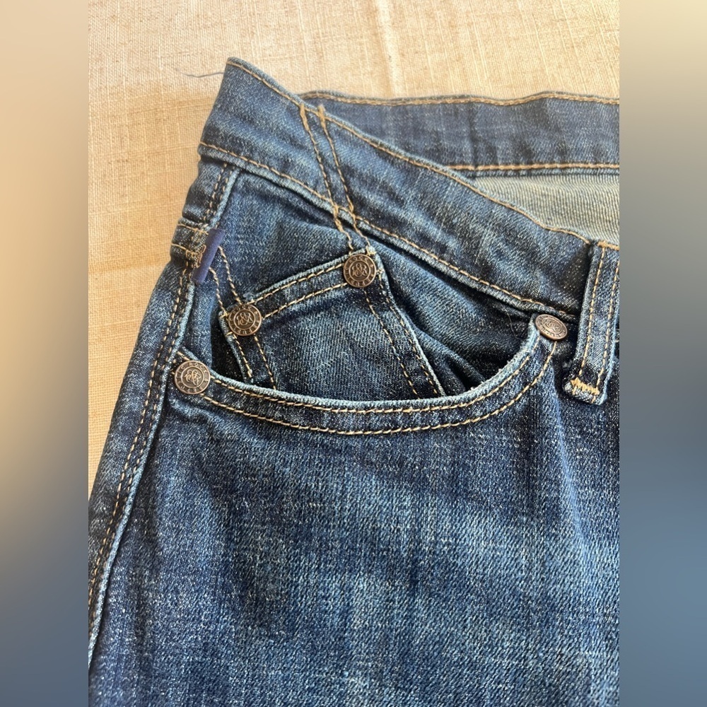 Rock and Republic ladies jeans 10. Perfect condition No stains or imperfections - Picture 2 of 13
